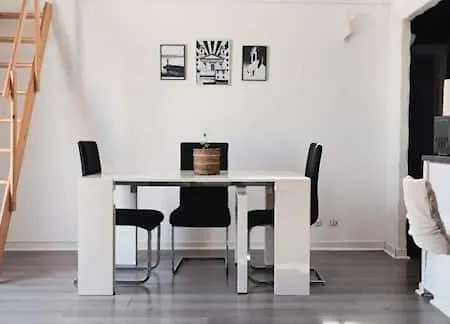 Apartament Bright Rooftop F3 Terrace Sea & Mountain View *